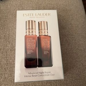 Stee Lauder (2) .68 FL.Oz Advanced Night Repair.